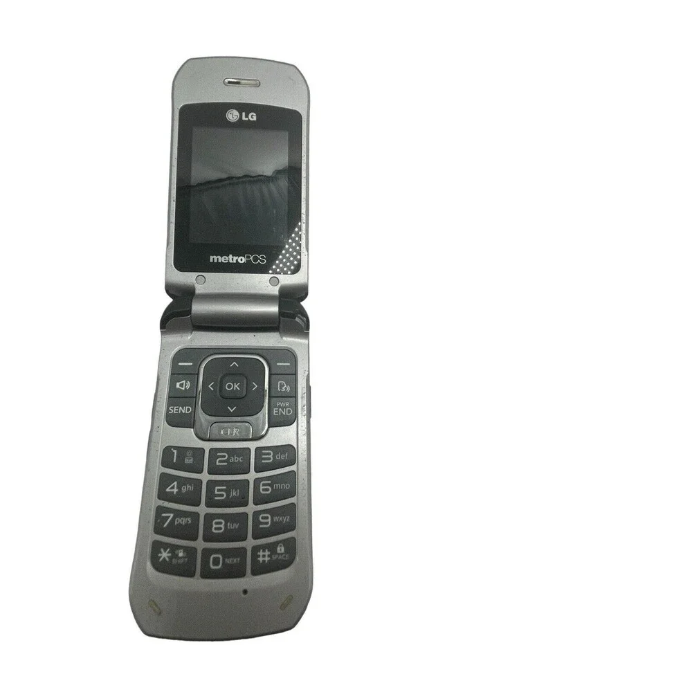 Lot 5 Vintage Cell Phone Flip Phones from Various Brands FOR PARTS, AS IS.